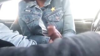 Black Amateur Gives a Blowjob in the Car